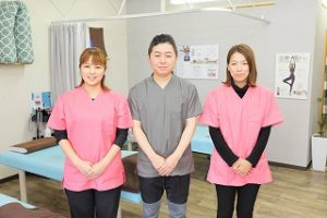 スタッフが集合している様子